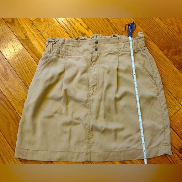 Loft Emory Paperbag packet skirt size 6 - Picture 4 of 5